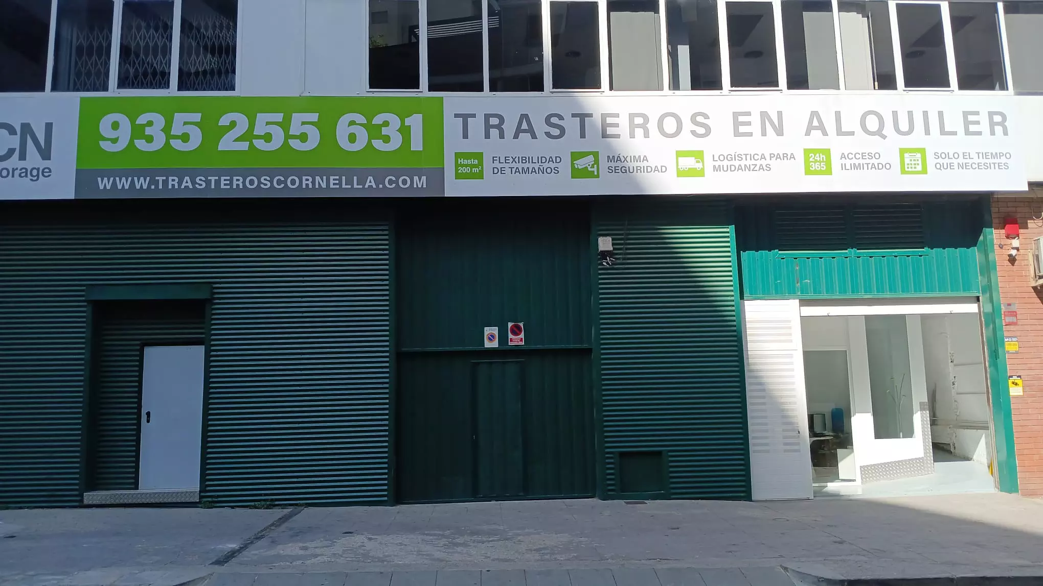 Exterior del centro de self storage en Barcelona
